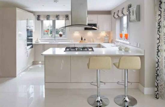 G Shaped Kitchen